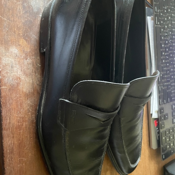 Gorgeous Salvatore Ferragamo loafers, very good condition main image 6